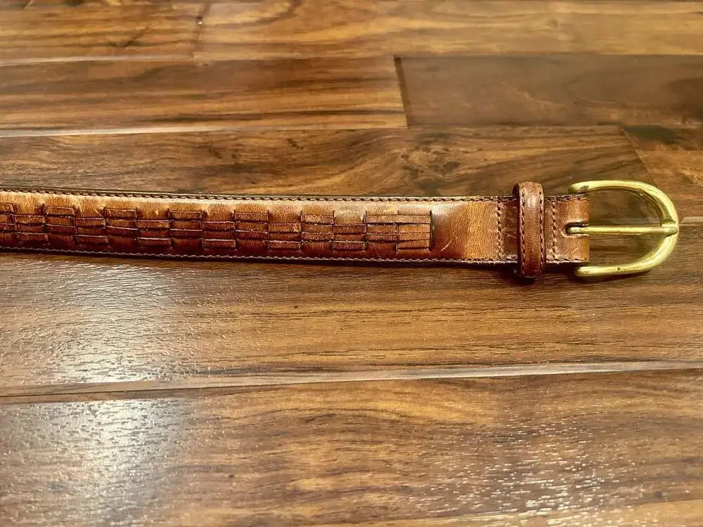 Vintage Hand-Tooled Tan Leather Western Belt with Brass Buckle